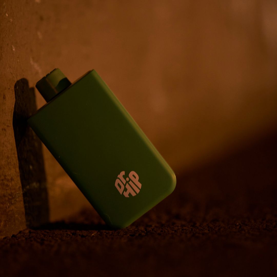 DR-10 Dr Hip Flask (Clover/Green) - 10oz / 295ml